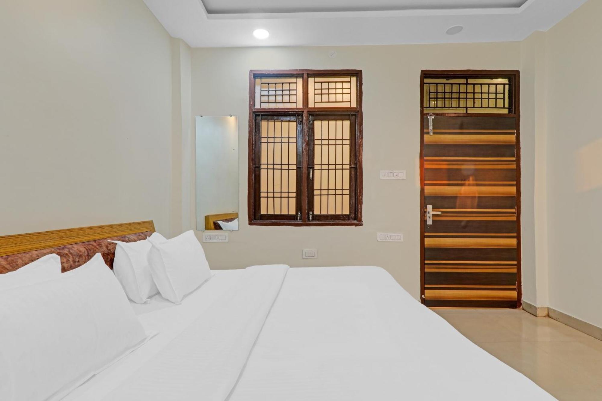 Collection O Hotel Marigold Kanpur Bagian luar foto