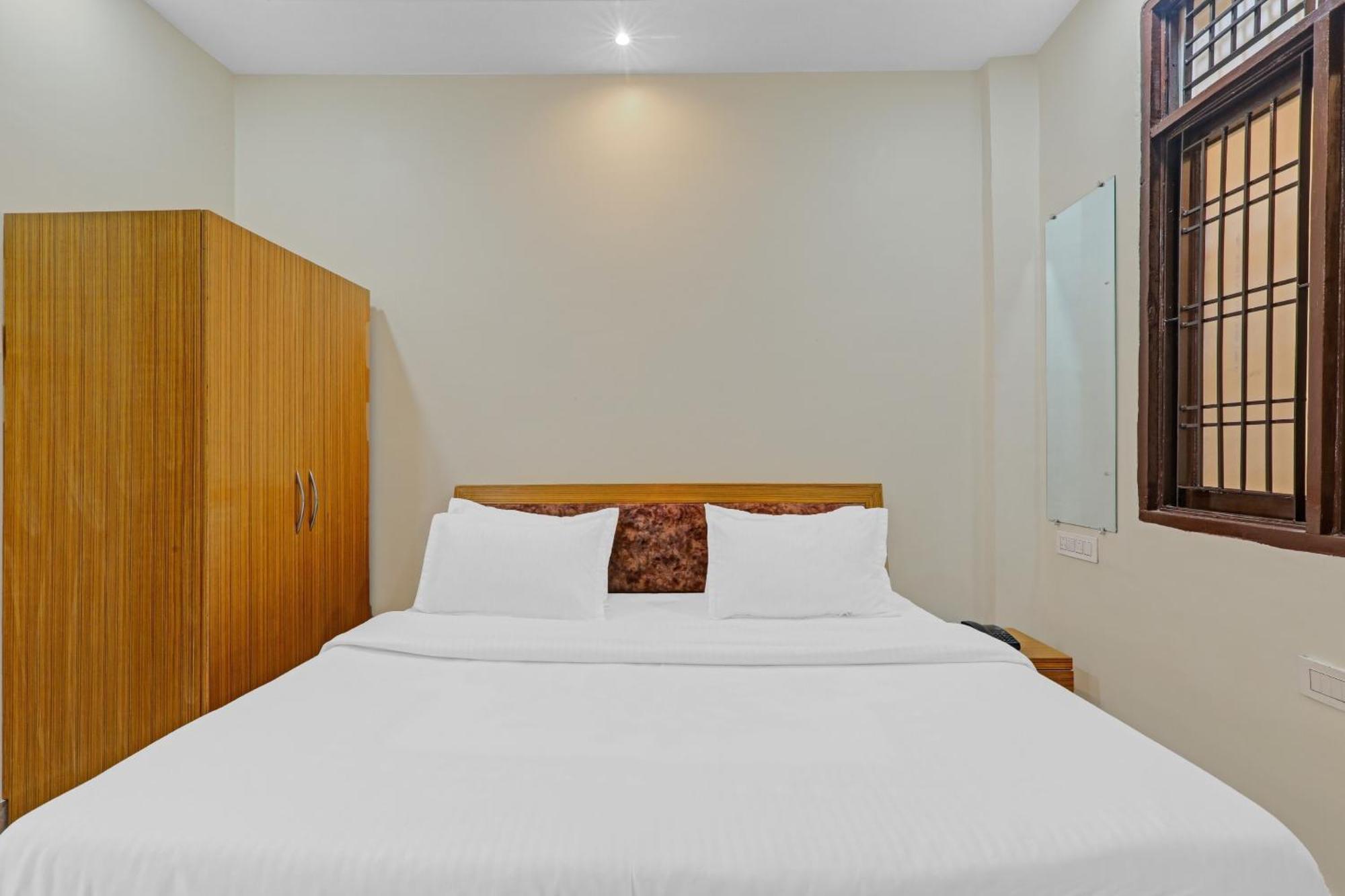 Collection O Hotel Marigold Kanpur Bagian luar foto